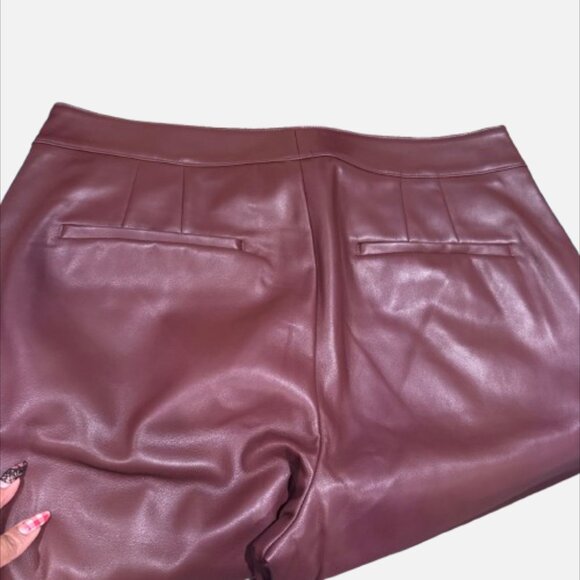 Banana Republic Soft Vegan Leather Dark Almond Brown Edgy Straight Pants (SZ 14) - Picture 6 of 12